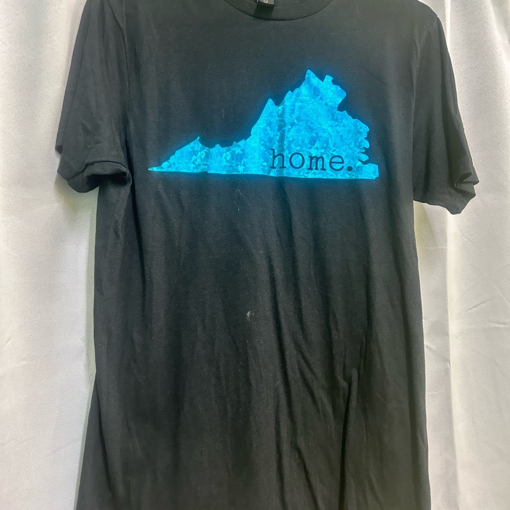 Small Black Virginia T-Shirt Holographic